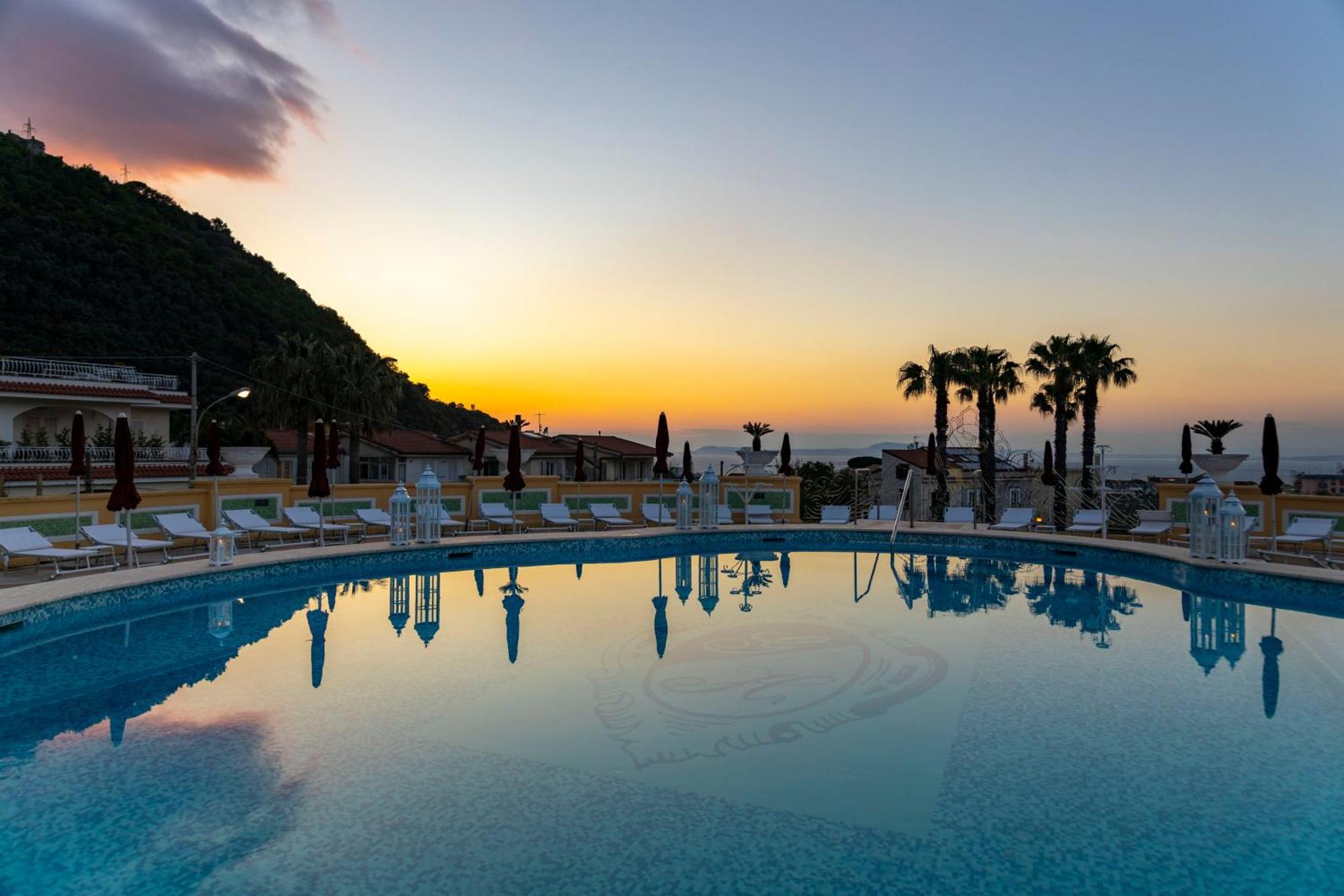 Grand Hotel La Pace (Adults Only) Sant'Agnello Kültér fotó
